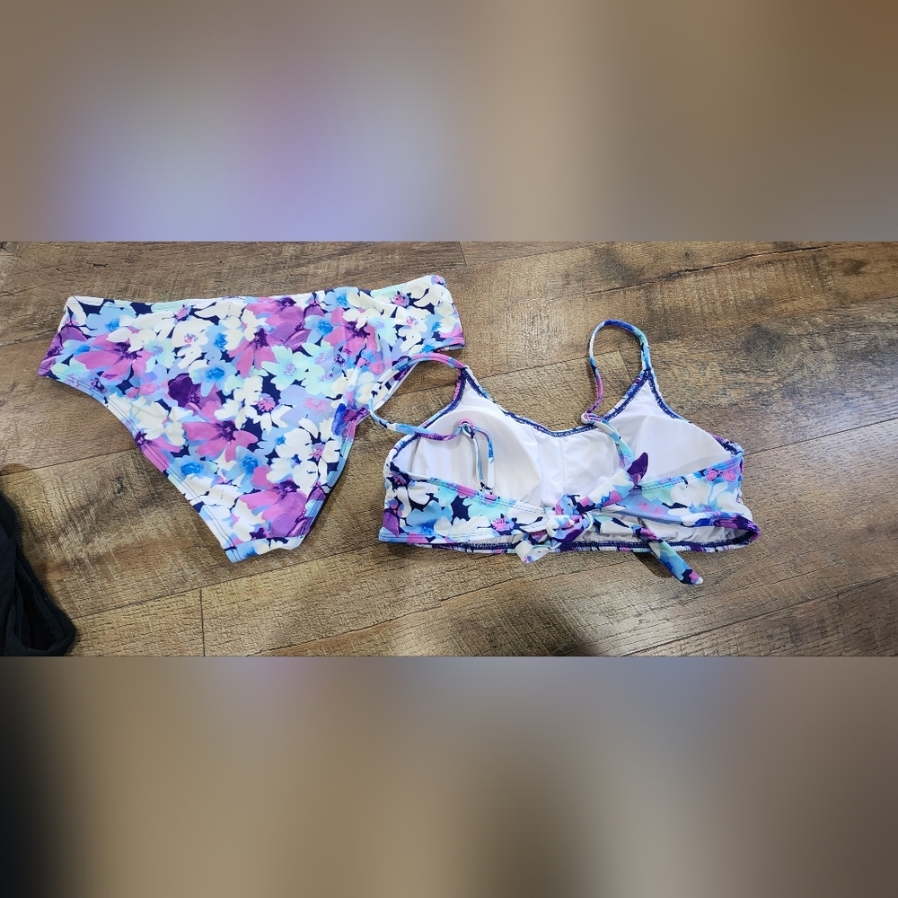 Cupshe Pink Purple Blue Floral Bikini Set - Picture 2 of 4